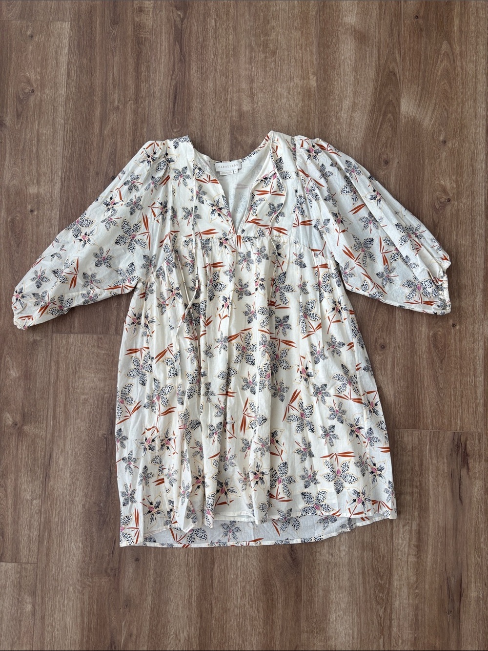 Cream Floral Bubble-Sleeve Women’s Dress